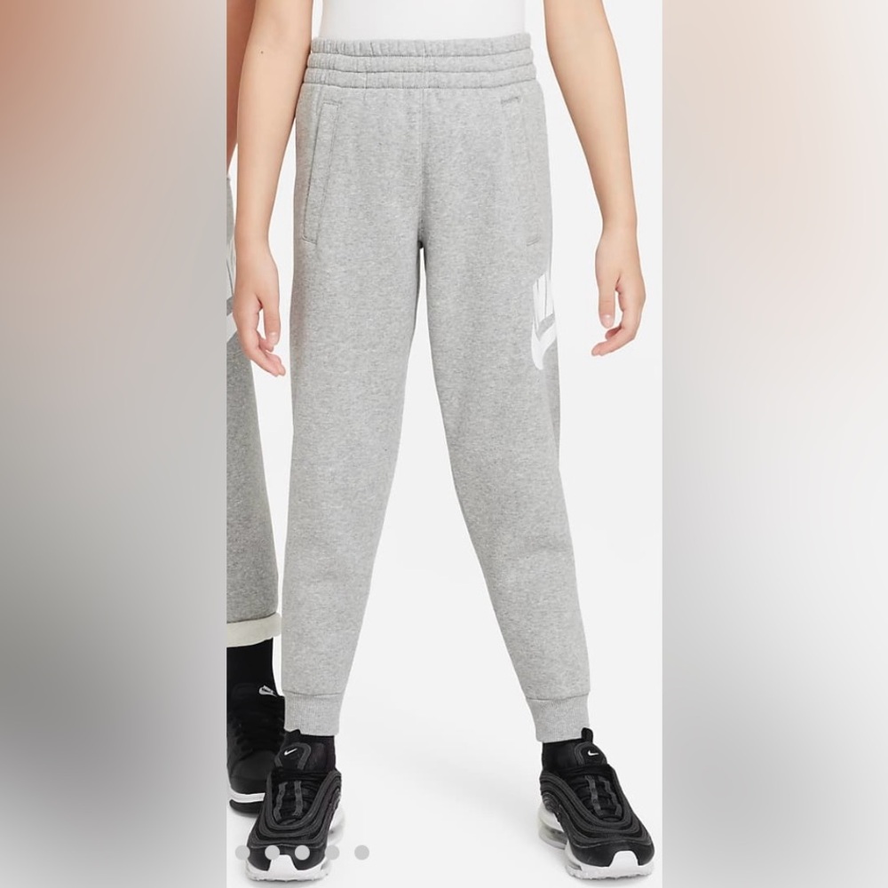 Nike Club Fleece Big Kids’ Sz XS Dark Gray Heather Joggers